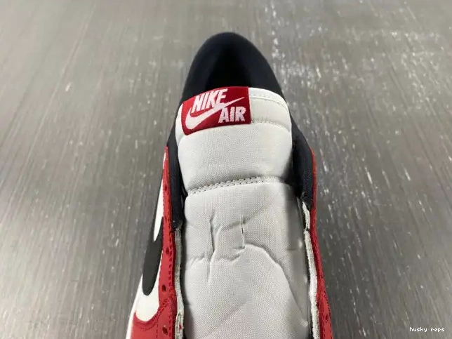 Cheap Husky Low Jordan Air Chicago Retro 705329-600 1 0527